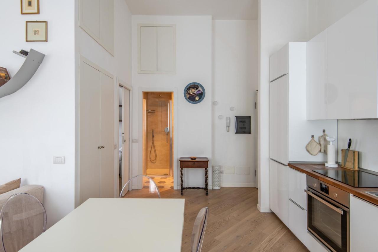 Easylife - Coccole E Comfort - Bilocale Caldo Ed Accogliente A Due Passi Dai Navigli E Metro Verde 밀라노 외부 사진